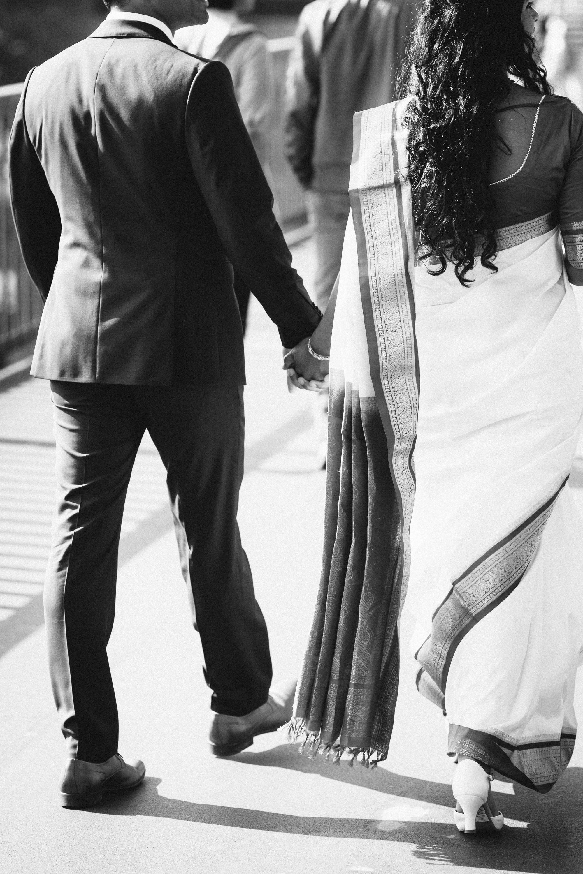 Sehr coole Standesamtliche Hochzeit in Köln ♥ Indisches Paar